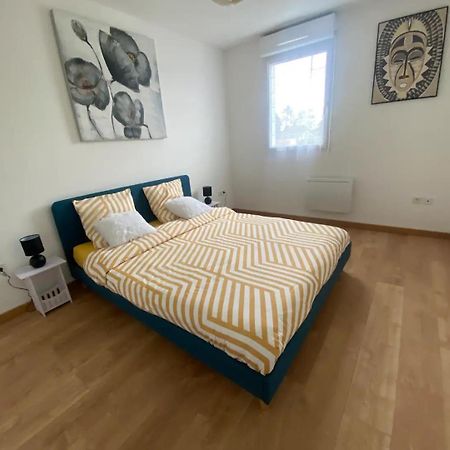 Appartement Proche Du Centre Бетюн Экстерьер фото